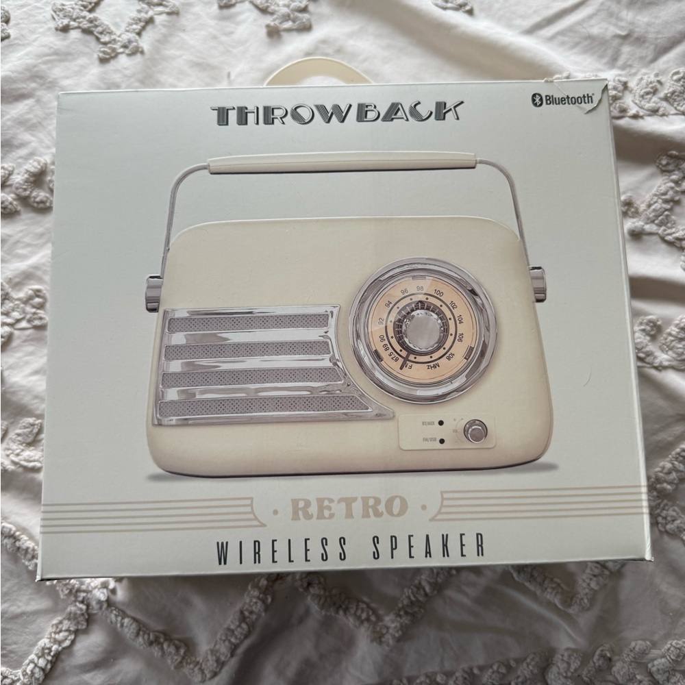 Retro Wireless Speaker - Cream